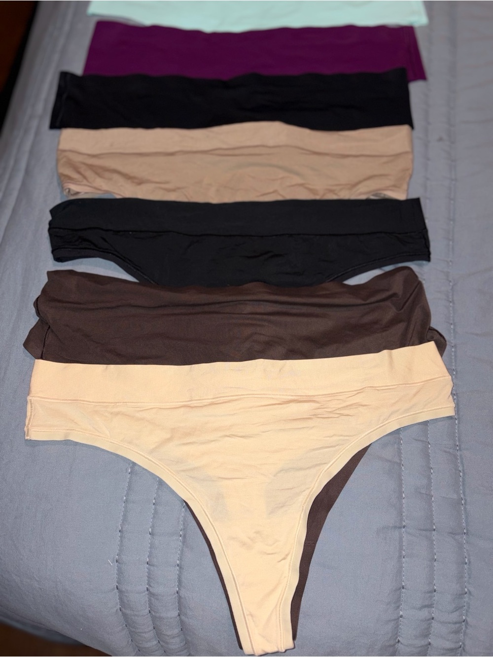 Lululemon 7 pair NWOT thong panties size L - Picture 2 of 7